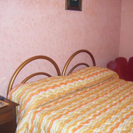 Villa Robinia Massafra Extérieur photo