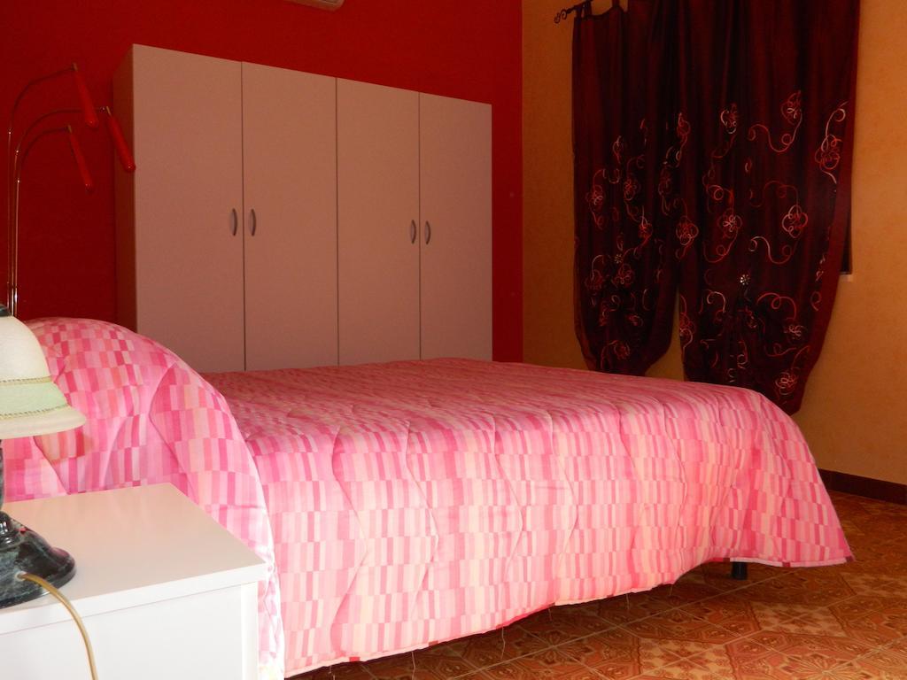 Villa Robinia Massafra Chambre photo